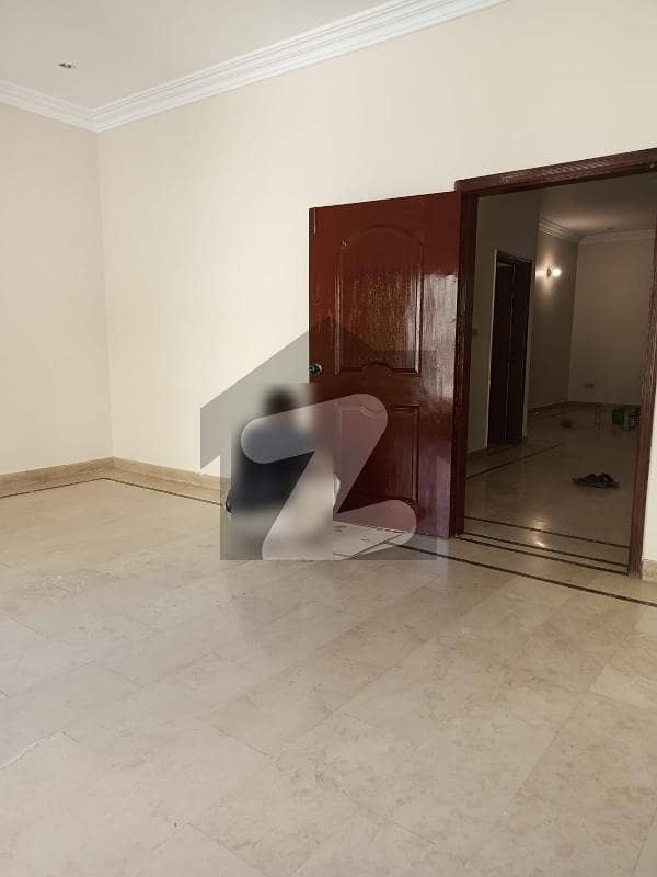 Upper Portion For Rent In Gulshan-E-Iqbal Upper Portion For Rent In Gulshan-E-Iqbal