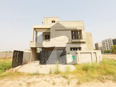 بحریہ ٹاؤن اقبال بلاک بحریہ ٹاؤن سیکٹر ای,بحریہ ٹاؤن,لاہور میں 5 کمروں کا 10 مرلہ مکان 1.9 کروڑ میں برائے فروخت۔ بحریہ ٹاؤن اقبال بلاک بحریہ ٹاؤن سیکٹر ای,بحریہ ٹاؤن,لاہور میں 5 کمروں کا 10 مرلہ مکان 1.9 کروڑ میں برائے فروخت۔