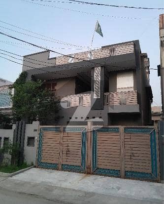 VIP Location 10 Marla House Nearest To Shamali Market Available For Sale