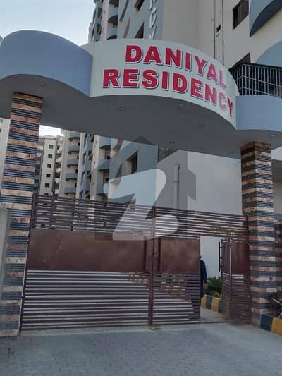 A Prime Location Flat Of 750 Square Feet In Karachi