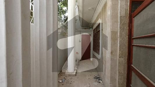 Prime Location 200 Square Yards House Up For sale In Gulshan-e-Iqbal - Block 13 Prime Location 200 Square Yards House Up For sale In Gulshan-e-Iqbal - Block 13