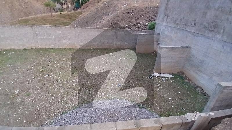 بالقیاز ٹاؤن ایبٹ آباد میں 8 مرلہ رہائشی پلاٹ 1.16 کروڑ میں برائے فروخت۔