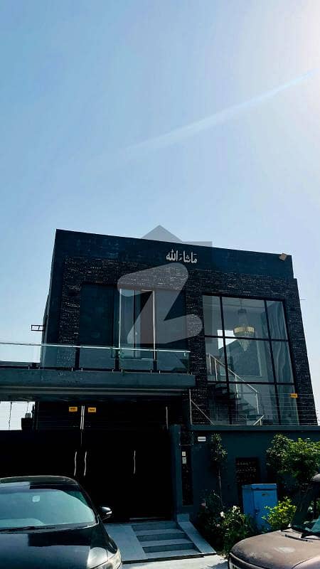 10 Marla Luxury House Available For Sale In Dha Phase 7 10 Marla Luxury House Available For Sale In Dha Phase 7