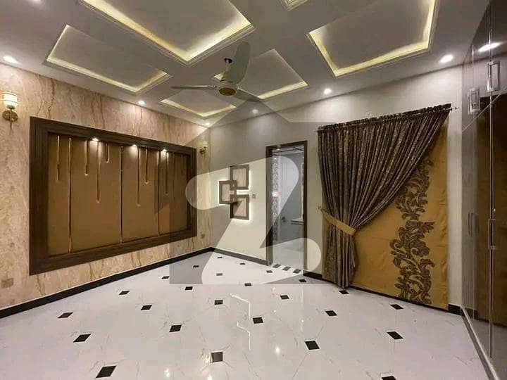 BEAUTIFUL HOUSE FOR RENT AVAILABLE BEAUTIFUL HOUSE FOR RENT AVAILABLE