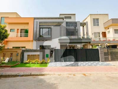 10 Marla House Is Available For Sale In Bahria Town Janiper Block Lahore