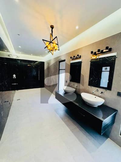 Qayyumabad 80Yards Ground One Bed For Rent