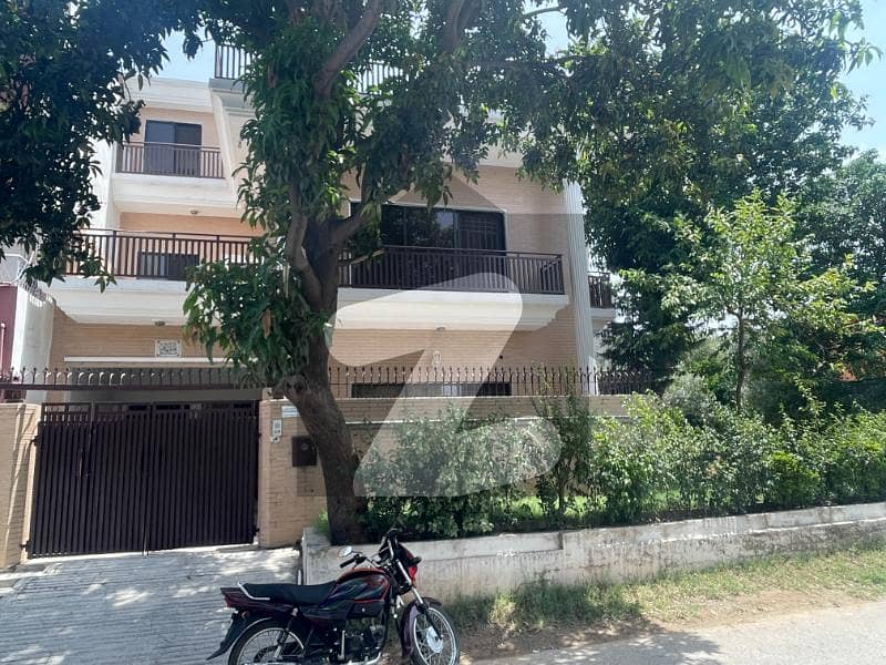6 Marla Double Storey House In G11 6 Marla Double Storey House In G11