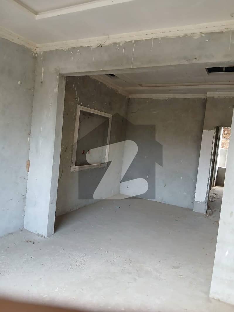 Grey Structure House For Sale! Grey Structure House For Sale!