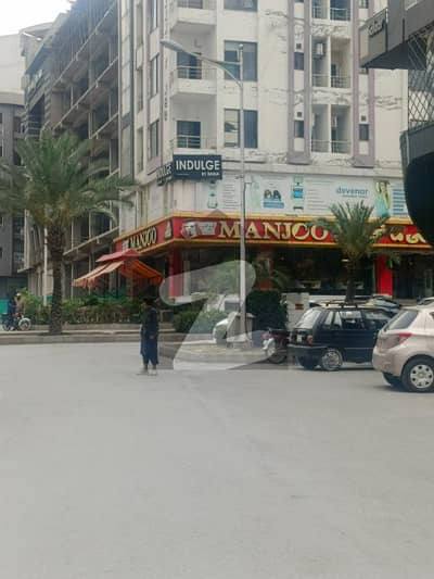 بحریہ ٹاؤن ۔ سوِک سینٹر بحریہ ٹاؤن فیز 4,بحریہ ٹاؤن راولپنڈی,راولپنڈی میں 10 مرلہ کمرشل پلاٹ 12.5 کروڑ میں برائے فروخت۔