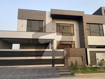 LUXURY HOUSE FOR SALE