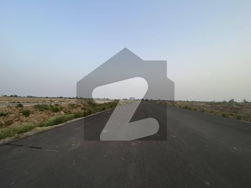 بحریہ ایجوکیشن اینڈ میڈیکل سٹی لاہور میں 5 مرلہ رہائشی پلاٹ 21.0 لاکھ میں برائے فروخت۔ بحریہ ایجوکیشن اینڈ میڈیکل سٹی لاہور میں 5 مرلہ رہائشی پلاٹ 21.0 لاکھ میں برائے فروخت۔