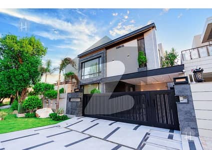 LUXURY 1 KANAL BRAND NEW HOUSE AVAILABE FOR SALE IN DHA PHASE 7 LAHORE.