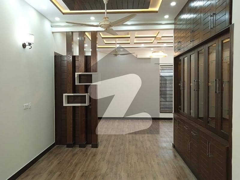 40*80 upper portion available for rent in G-13 40*80 upper portion available for rent in G-13