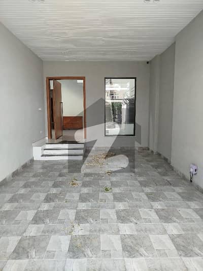 ایف ۔ 6/1 ایف ۔ 6,اسلام آباد میں 5 کمروں کا 18 مرلہ مکان 10.0 لاکھ میں کرایہ پر دستیاب ہے۔