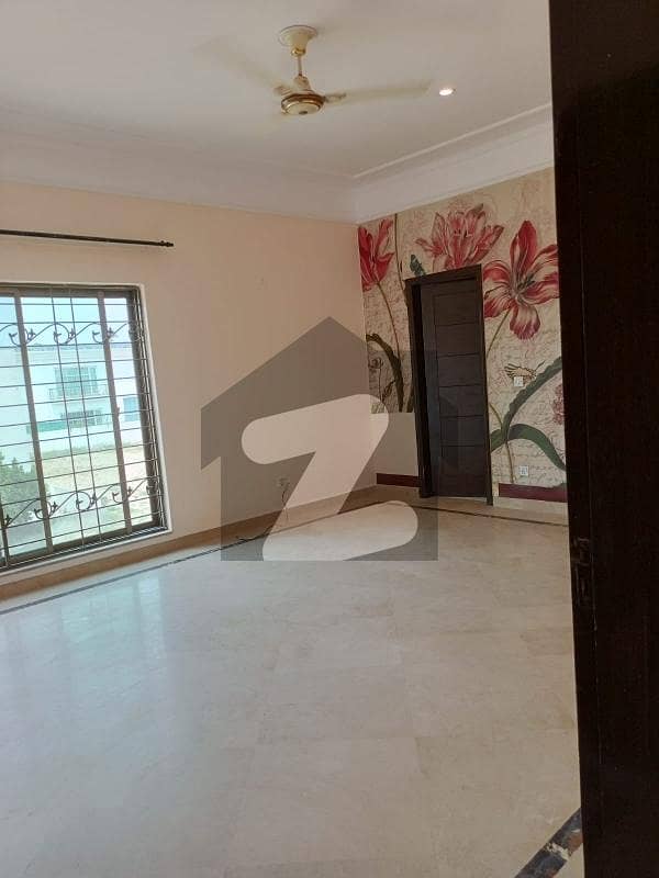 1 Kanal Upper Portion For Rent 1 Kanal Upper Portion For Rent