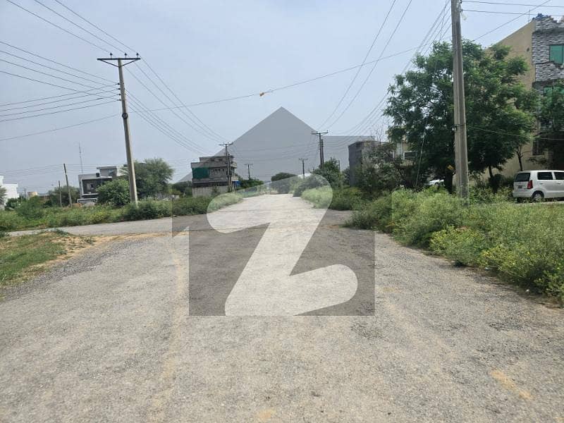 8 Marla Level Sun Face Plot On Main Double Road For Sale 8 Marla Level Sun Face Plot On Main Double Road For Sale