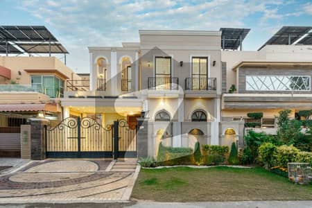 Luxury modern Redefined Exquisite 1 Kanal House in Phase 4