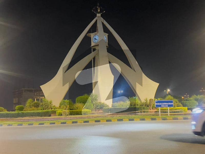بحریہ گرینز بحریہ ٹاؤن راولپنڈی,راولپنڈی میں 1 کنال رہائشی پلاٹ 1.89 کروڑ میں برائے فروخت۔ بحریہ گرینز بحریہ ٹاؤن راولپنڈی,راولپنڈی میں 1 کنال رہائشی پلاٹ 1.89 کروڑ میں برائے فروخت۔