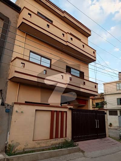Gulistan Colony 6 Marla (1519 Square Feet) House For Sale