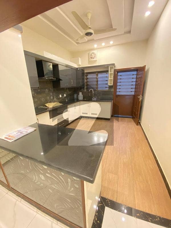 Abubakar Block 8 Marla Brand New House For Sale On Invester Rate Abubakar Block 8 Marla Brand New House For Sale On Invester Rate