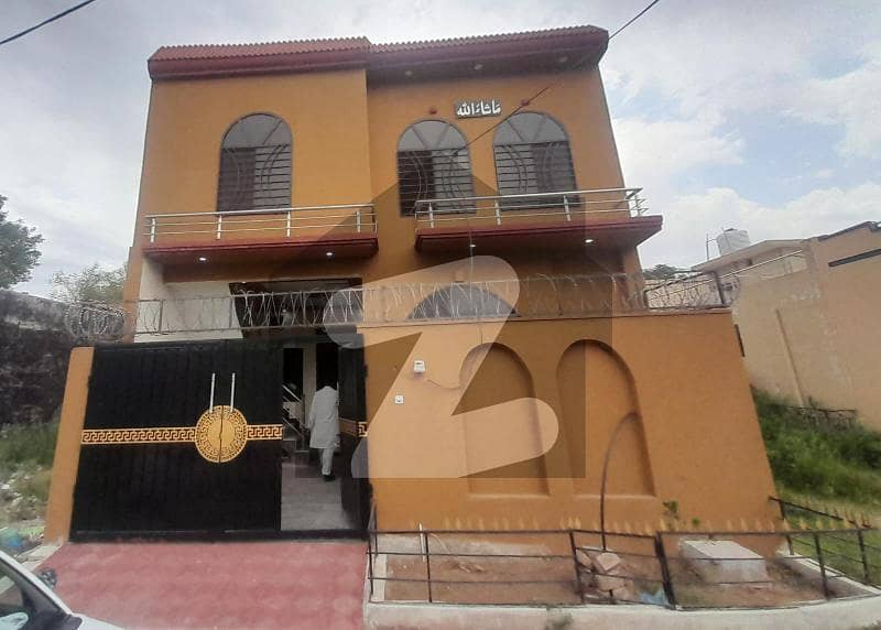 Beautiful House in Gulshan Iqbal Beautiful House in Gulshan Iqbal