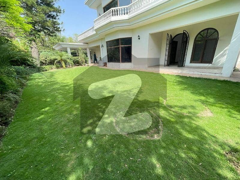 Primary Location Corner House For Rent 3000$ Primary Location Corner House For Rent 3000$