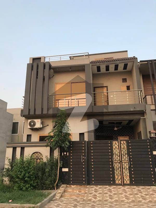 5 Marla Fully Furnished House Available For Rent 5 Marla Fully Furnished House Available For Rent
