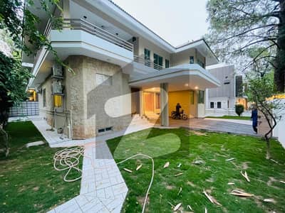 Fully Renovated Luxury Triple-Story House for Rent Main Road, F-6 Islamabad
