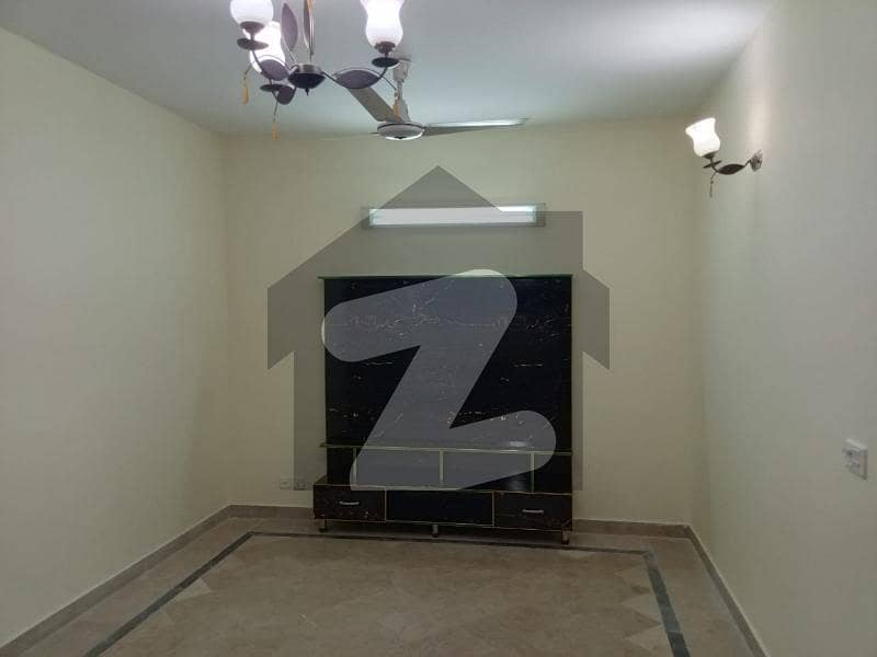 Buying A Flat In Jinnah Gardens? Buying A Flat In Jinnah Gardens?