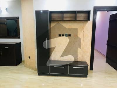 بحریہ ٹاؤن فیز 8 ۔ عثمان بلاک بحریہ ٹاؤن فیز 8 ۔ سفاری ویلی,بحریہ ٹاؤن فیز 8,بحریہ ٹاؤن راولپنڈی,راولپنڈی میں 3 کمروں کا 7 مرلہ بالائی پورشن 40.0 ہزار میں کرایہ پر دستیاب ہے۔