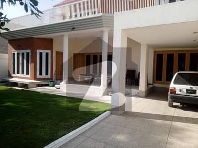 حیات آباد فیز 2 حیات آباد,پشاور میں 7 کمروں کا 1 کنال مکان 1.8 لاکھ میں کرایہ پر دستیاب ہے۔