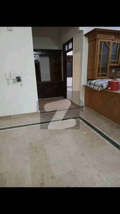 3 Bed Dd Ground Floor Portion For Rent