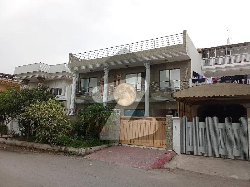 آئی ۔ 8 اسلام آباد میں 3 کمروں کا 12 مرلہ زیریں پورشن 1.6 لاکھ میں کرایہ پر دستیاب ہے۔ آئی ۔ 8 اسلام آباد میں 3 کمروں کا 12 مرلہ زیریں پورشن 1.6 لاکھ میں کرایہ پر دستیاب ہے۔