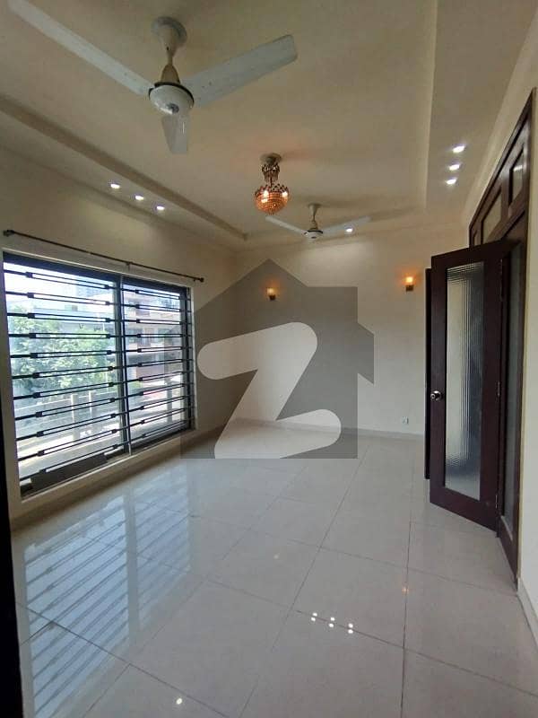 G 10 Upper Portion Available For Rent 5 Bed G 10 Upper Portion Available For Rent 5 Bed