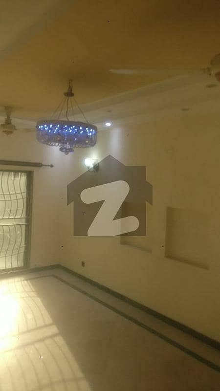 15 Marla Upper Portion Available For Rent 15 Marla Upper Portion Available For Rent