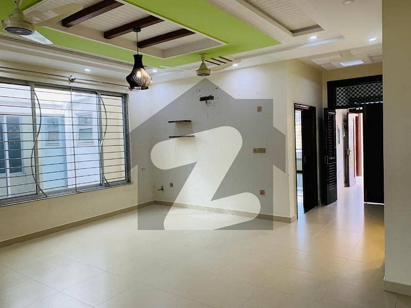 Upper Portion For Rent G10-2 Ideal Location Upper Portion For Rent G10-2 Ideal Location