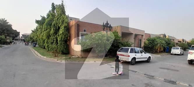 بحریہ ٹاؤن سفاری ولاز بحریہ ٹاؤن سیکٹر B,بحریہ ٹاؤن,لاہور میں 2 کمروں کا 6 مرلہ مکان 1.59 کروڑ میں برائے فروخت۔ بحریہ ٹاؤن سفاری ولاز بحریہ ٹاؤن سیکٹر B,بحریہ ٹاؤن,لاہور میں 2 کمروں کا 6 مرلہ مکان 1.59 کروڑ میں برائے فروخت۔