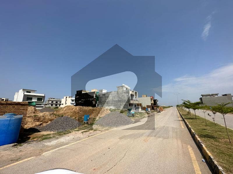 ممتاز سٹی اسلام آباد میں 9 مرلہ رہائشی پلاٹ 1.4 کروڑ میں برائے فروخت۔ ممتاز سٹی اسلام آباد میں 9 مرلہ رہائشی پلاٹ 1.4 کروڑ میں برائے فروخت۔