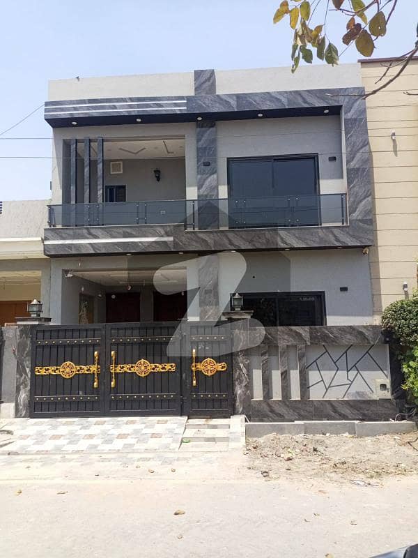 Brand New House 5 Marla for Sale In park view City Brand New House 5 Marla for Sale In park view City