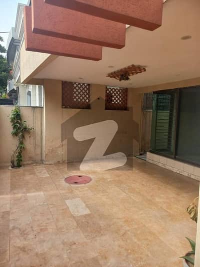 10 Marla House For Rent DHA Phase 3 (Z Block), Lahore