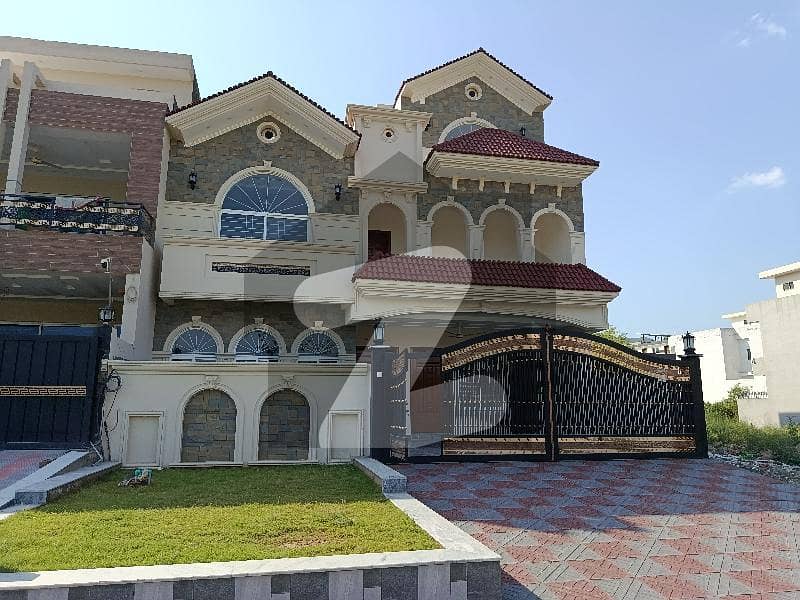 Beautiful 10 Marla's House for sale in D. 12 Beautiful 10 Marla's House for sale in D. 12