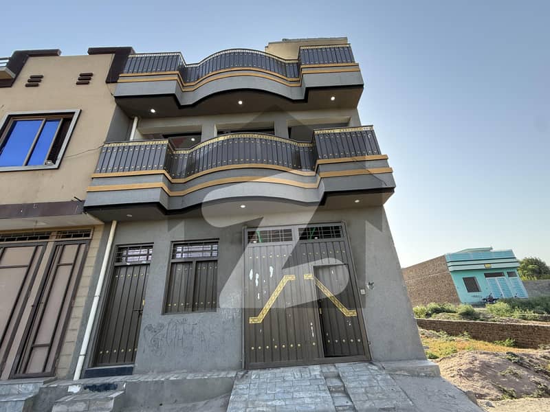 ورسک روڈ پشاور میں 3 کمروں کا 2 مرلہ مکان 55.0 لاکھ میں برائے فروخت۔ ورسک روڈ پشاور میں 3 کمروں کا 2 مرلہ مکان 55.0 لاکھ میں برائے فروخت۔