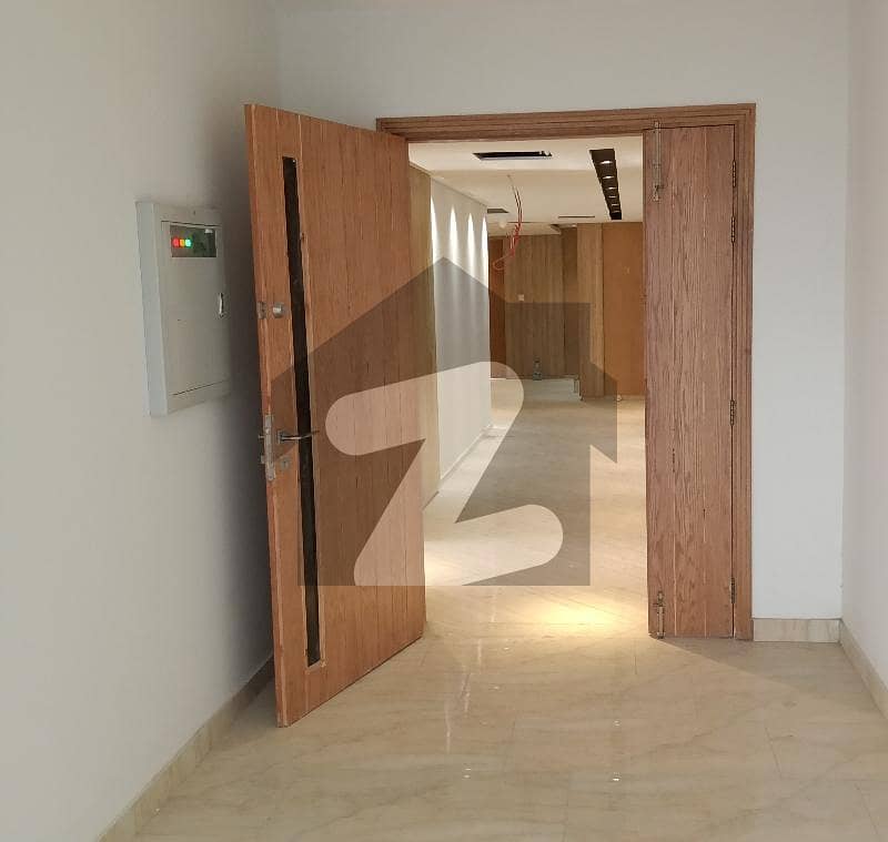 913 Sq Fts Office Available For Rent 913 Sq Fts Office Available For Rent