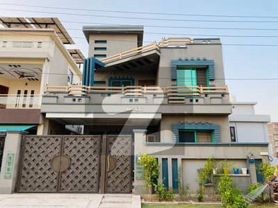 Spacious 10 Marla Full House for Rent in Topaz Block, Park View City Lahore with Gas, Electricity and WAPDA Water Available