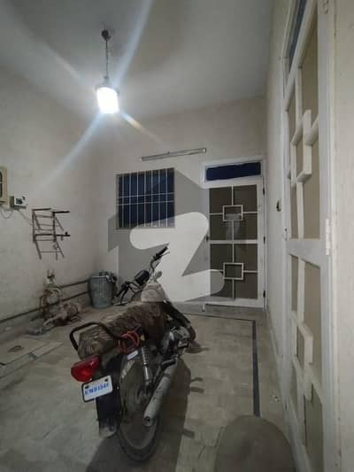 90 SQYD CORNER + EXTRA LAND HOUSE IN METROVILLE 3