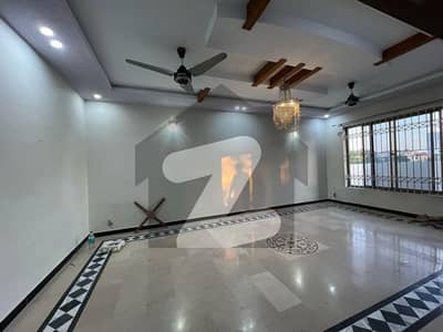 40x80 14 Marla Ground Floor Availble For Rent In G-13/3 Double Road Corner House Ideal Location In The House 40x80 14 Marla Ground Floor Availble For Rent In G-13/3 Double Road Corner House Ideal Location In The House