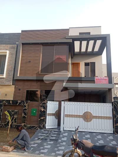 BRAND NEW HOUSE 5 MARLA AVAILABLE FOR SALE IN BAHRIA ORCHARD LAHORE