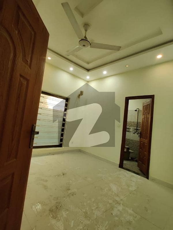 Beautiful 8 Marla House Available For Rent Beautiful 8 Marla House Available For Rent