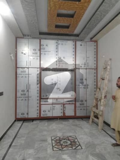 سیکٹر 32 ۔ پنجابی سوداگر سٹی پیز 1 سکیم 33 - سیکٹر 32,سکیم 33,کراچی میں 2 کمروں کا 5 مرلہ زیریں پورشن 28.0 ہزار میں کرایہ پر دستیاب ہے۔