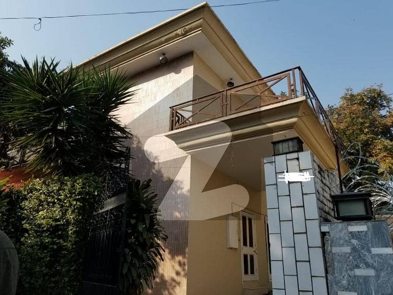 WELL LOCATED HOUSE FOR SALE IN E-7 WELL LOCATED HOUSE FOR SALE IN E-7